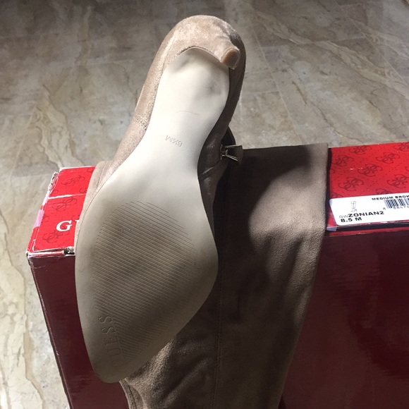 Guess 👢 - Picture 5 of 8